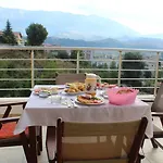 George\'S Apartment